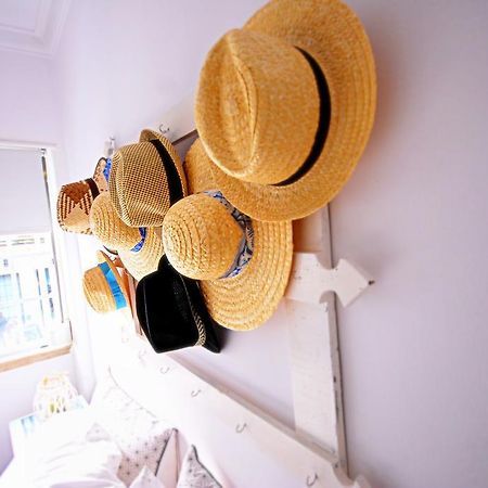 Sombrero Apartment Graca リスボン 部屋 写真